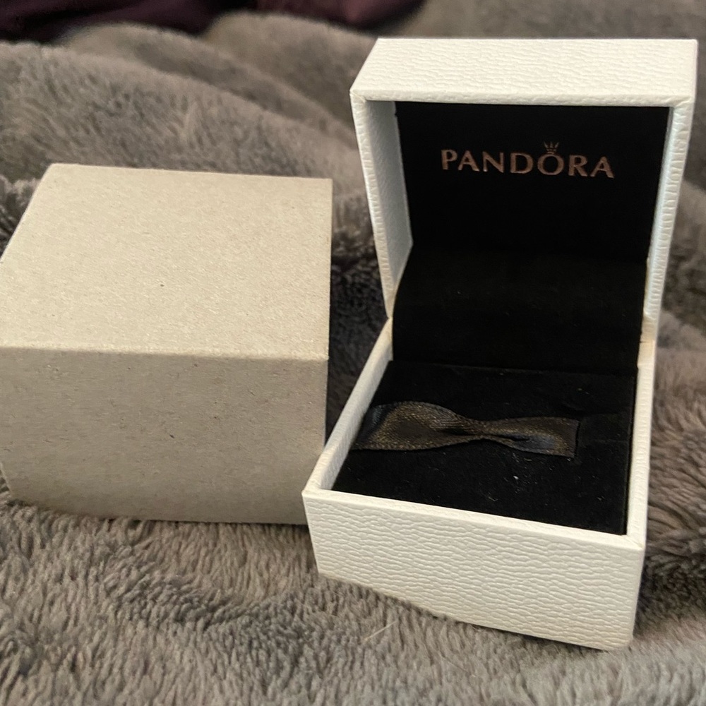 Pandora 2 sq bead or charm gift box w sleeve cover